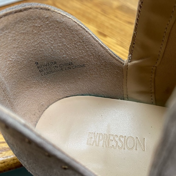 Bootie heels light beige suede - Picture 4 of 4